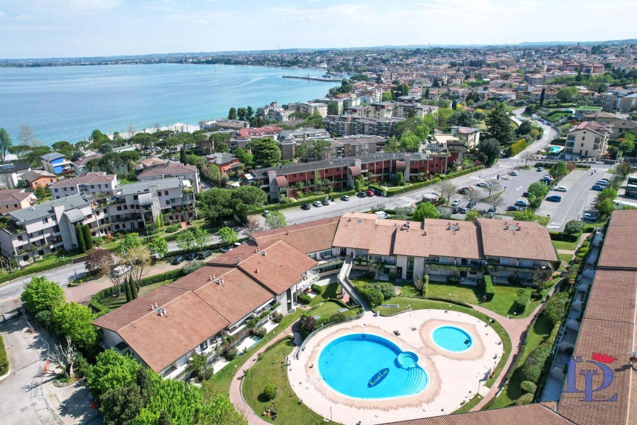 Desenzanoloft Official Partner Marriott Homes & Villas - A Casa Di Attila ديسينسانو ديل غاردا المظهر الخارجي الصورة